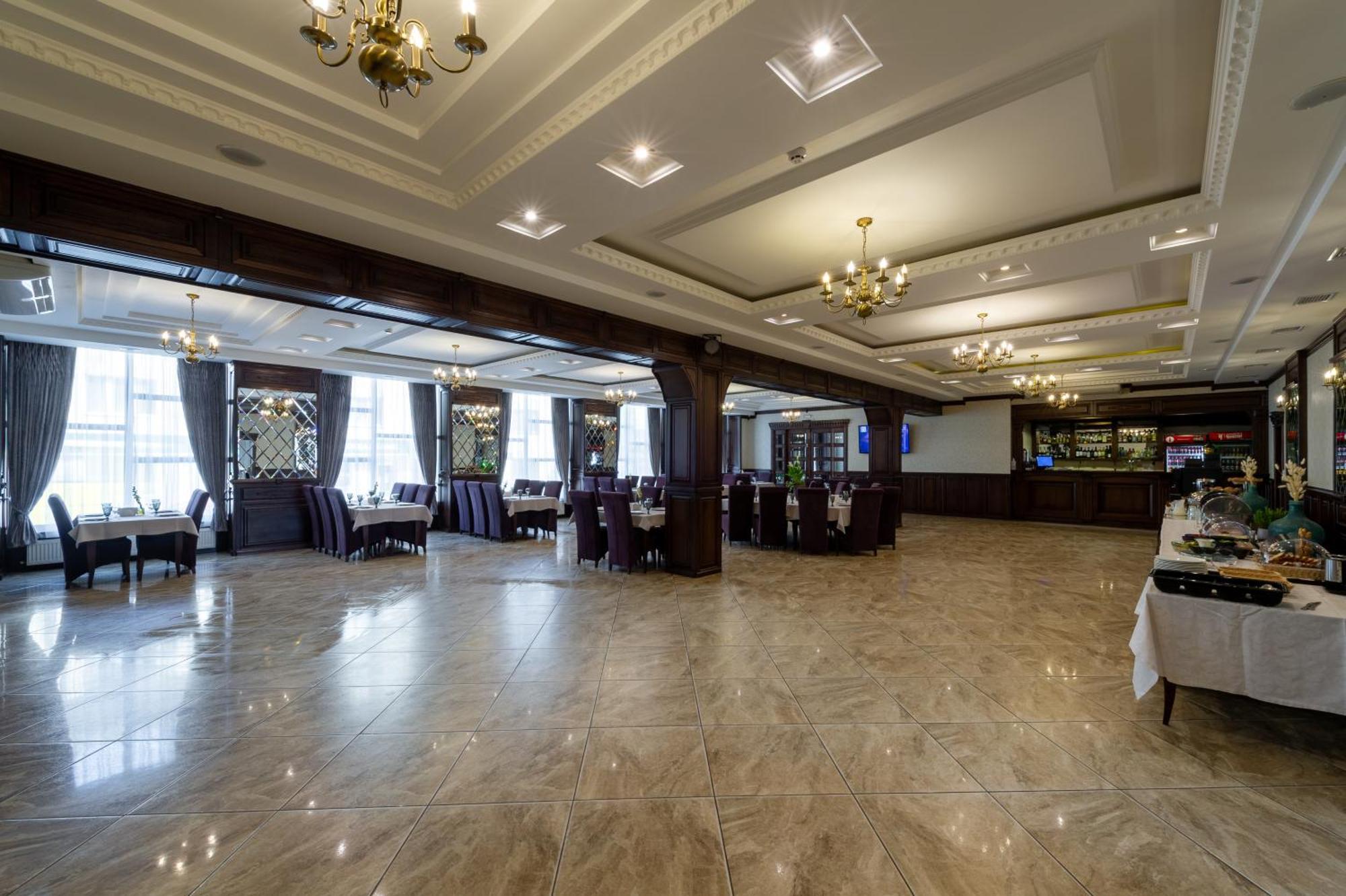 Avalon Palace Тернополь Экстерьер фото